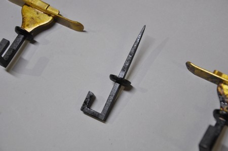 茶室金物・床の間_三福掛け軸落掛用