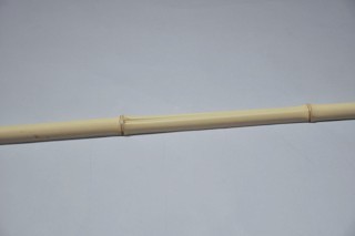 塀用建築材料 杉皮押え白竹半割